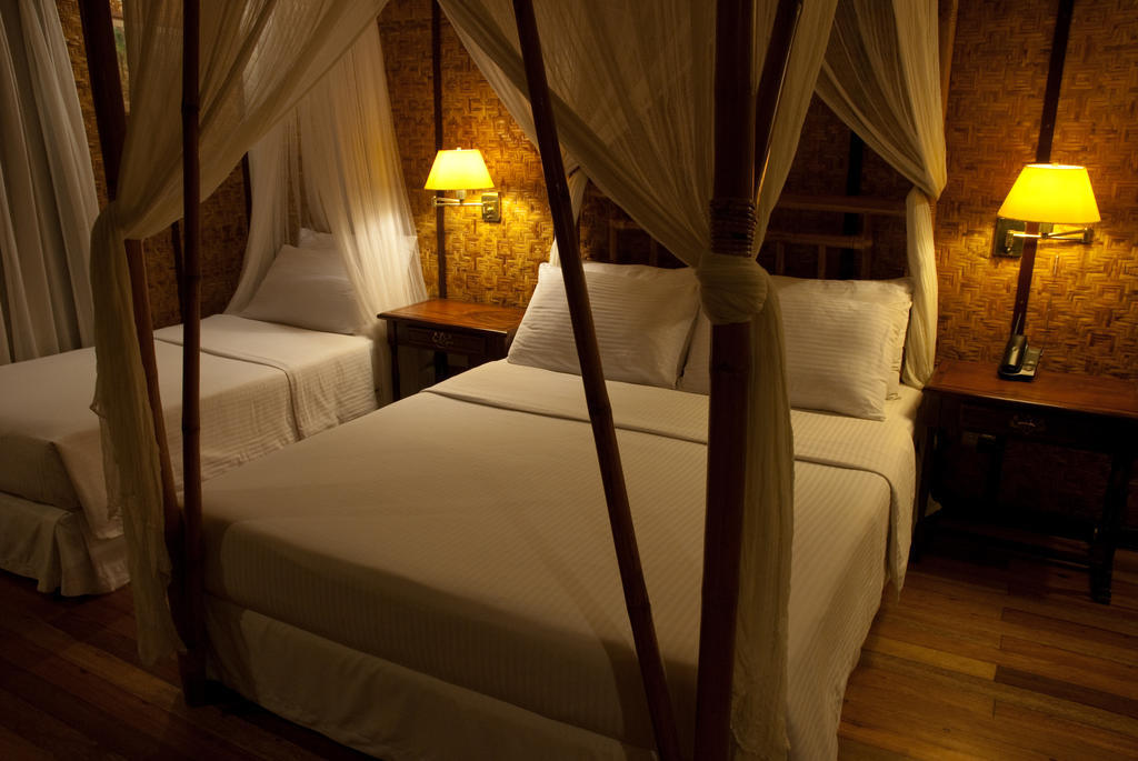Sea Wind Resort Balabag  Room photo